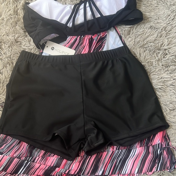 Hillock - Picture 7 of 7